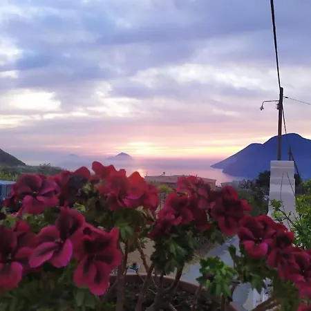 Casa Al Tramonto...sunset Lovers Retreat Dom wakacyjny Lipari (Isola Lipari)